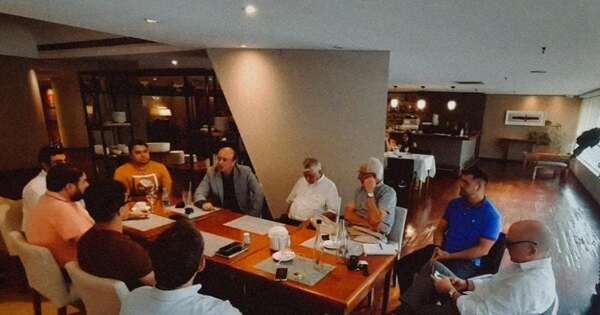 La Nación / Entreguismo de candidaturas a intendencias resta chances al PLRA para el 2028