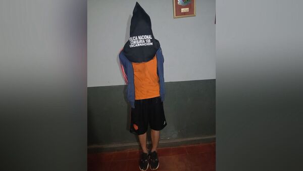 Sorprenden a presunto delincuente hurtando en una frutería de Encarnación