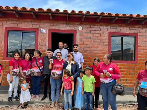 Popular / ¡Entregaron viviendas en Concepción!