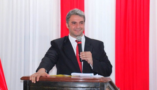 Intendente Marcos Benítez aclara que préstamo se encuentra dentro de la ley - Noticiero Paraguay