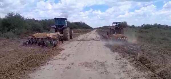 Pobladores de Fortín Florida claman por la reparación de caminos en el Chaco - Noticias del Chaco - ABC Color