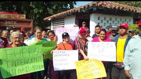 Denuncian hechos vandálicos del Clan Adorno en municipalidad de Puerto Casado
