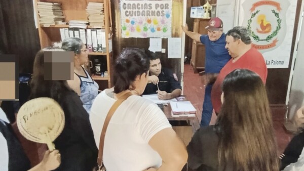 Profe “guardó” plata de la colación y nunca devolvió