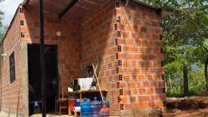 Estrenaron su casita y a los diez días les vaciaron