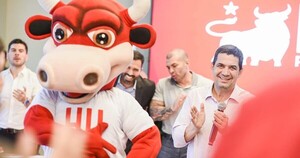 Retamozo lanza las candidaturas de Velázquez a la presidencia de la ANR y de Pettengill para 2028