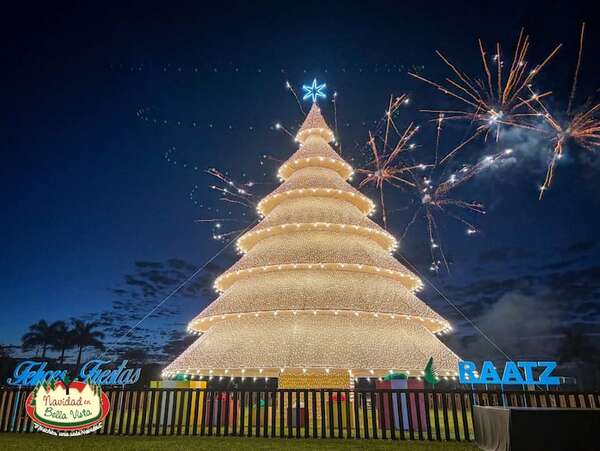 Encienden árbol navideño gigante en Bella Vista, Itapúa - Nacionales - ABC Color