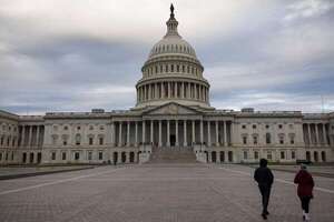 Senado de EE.UU. aprueba iniciar el debate sobre ley para poner fin al cierre del Gobierno - Mundo - ABC Color