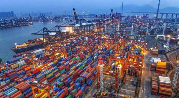 China suspendió durante un año las tasas portuarias aplicadas a los buques vinculados a Estados Unidos