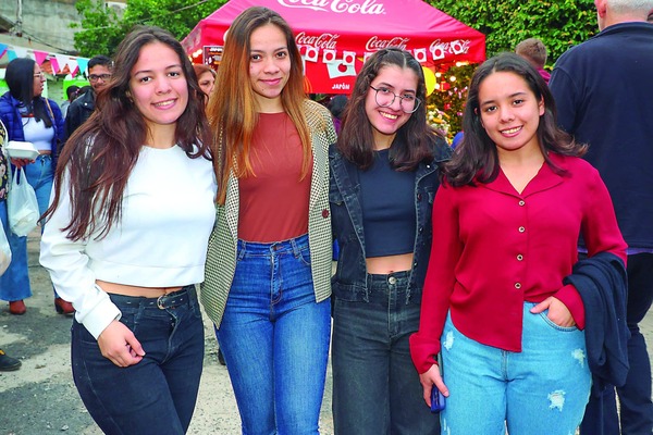 Apericena 2025: Un Viaje de Sabores y Cultura Mundial