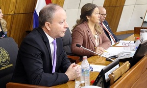 Recomiendan aprobar versión Bicameral de Presupuesto del PGN 2026