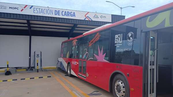 Realizan pruebas de carga de buses eléctricos   - Nacionales - ABC Color