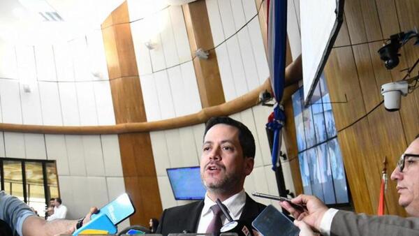 Raúl Latorre considera que derrota de la ANR en CDE no se va a replicar en Asunción