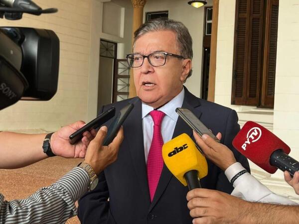 Nicanor Duarte Frutos advierte que derrota colorada en CDE podría darse en Asunción