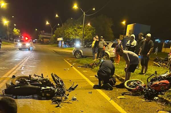 Video: Hombre falleció en colisión frontal entre motocicletas en Tomás Romero Pereira - Policiales - ABC Color