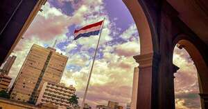 La Nación / Ejecutivo recibe cartas credenciales de 6 nuevos embajadores en Paraguay