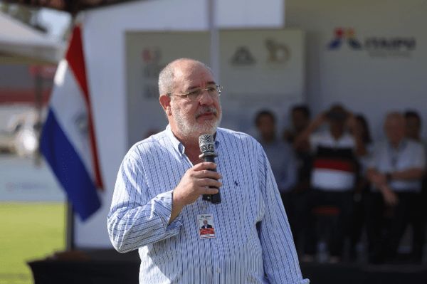 Justo Zacarías Irún minimiza rumores sobre su salida de Itaipú y critica a Nicanor Duarte Frutos - Noticiero Paraguay
