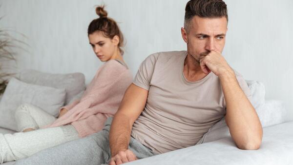 “Me casé muy joven y hoy me siento harto de la relación”