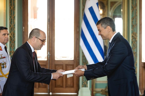 El presidente Peña recibió cartas credenciales de seis nuevos embajadores - ADN Digital