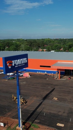 ¡FORTIS sigue apostando por el país con nuevo local en ARATIRI!