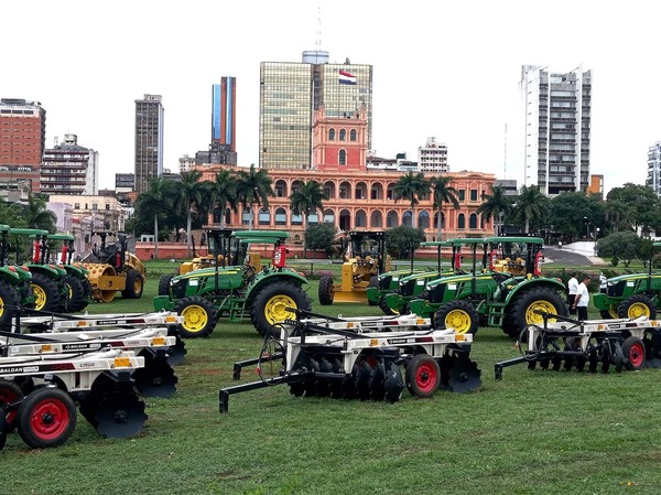 Alliana destaca resultados de maquinarias entregadas a las gobernaciones - ADN Digital