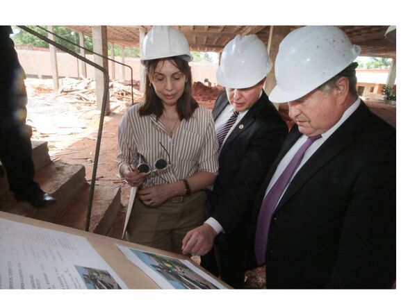Ministros Jiménez Rolón y Martínez Simón verificaron avances de la futura sede judicial de J. Augusto Saldívar