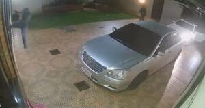 La Nación / Identifican a posibles miembros de banda que tumbó portón y luego fue corrida a tiros