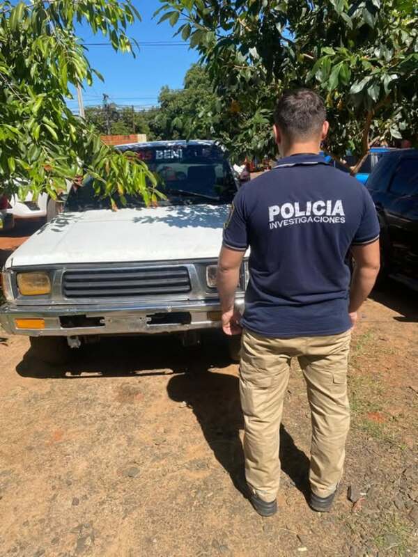 Recuperan camioneta robada durante operativo en Caaguazú