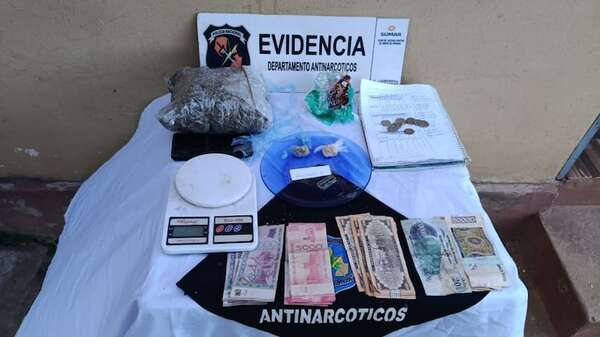 Coronel Oviedo: incautan cocaína tipo crack y marihuana envasada al vacío en una vivienda del barrio San Isidro - Nacionales - ABC Color