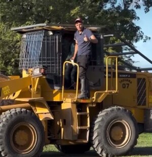 Popular / ¡Apénami! ¡Lo que hace "Tacuara" cuando no está entrenando!