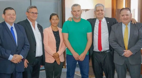 Resuelven 10 años de conflicto por la tierra en Itakyry, Alto Paraná