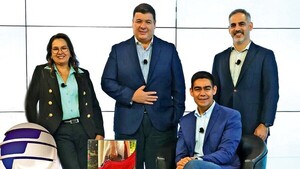 Telefuturo 28 años Revolucionando Juntos