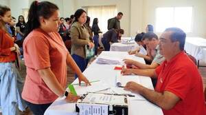 Universitarios de Misiones, Caazapá e Itapúa reciben segundo desembolso