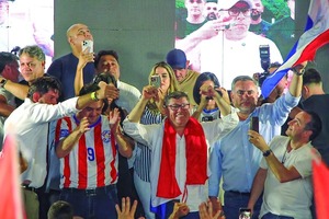 Nicanor: Oposición Podría "Pegar Otro Baile" a la ANR