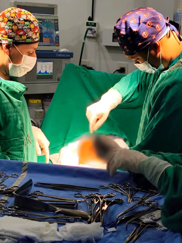 Concepción: extirpan tumor de 8 kilos en una paciente joven