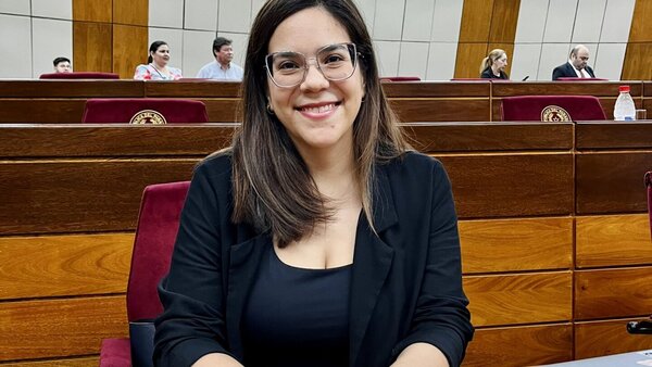 Johanna Ortega celebra apoyo de Prieto y habla de unidad opositora