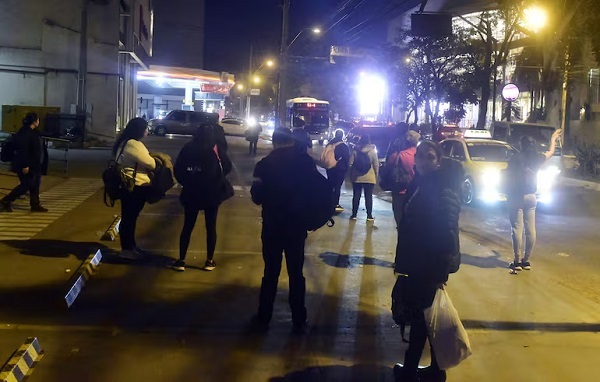 Cetrapam afirma deuda estatal de USD 12 millones: menos buses y 500.000 usuarios afectados por reguladas