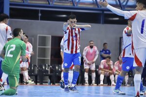 La Albirroja de Futsal goleó en su primer test contra Chile