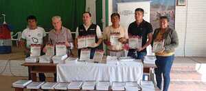 El pueblo Ayoreo celebra entrega de su diccionario y gramática bilingüe, símbolo de identidad y resistencia cultural