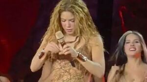 Percance de Shakira durante su concierto en Quito, Ecuador