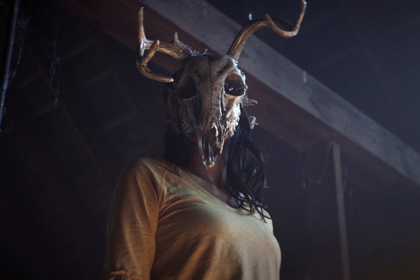 Popular / ¡Doña acusó a su vecina  de hacer el “ñembiso” con su ména!