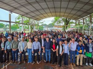 Yacyretá entregó el segundo desembolso por becas universitarias a 592 estudiantes de Misiones
