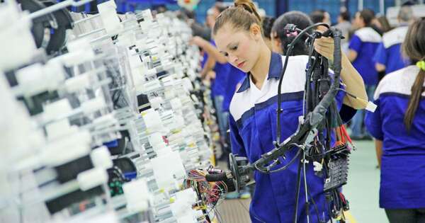 La Nación / Empleo formal en Paraguay alcanza cifra récord con más de 818.000 trabajadores registrados