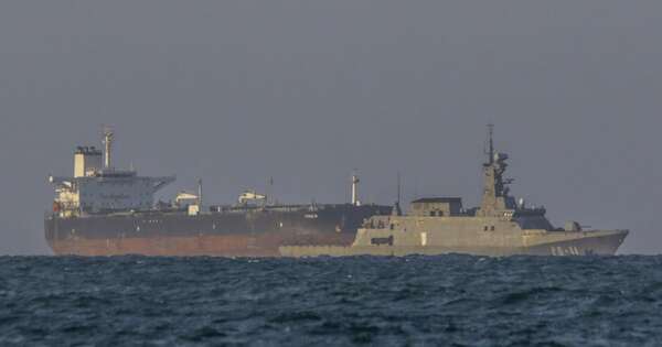 La Nación / Ataques contra presuntas narcolanchas en el Caribe son legales, según Departamento de Justicia