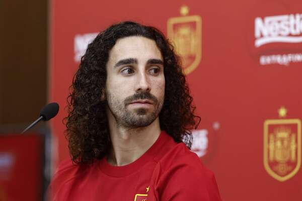 Marc Cucurella: “Lamine quería estar con nosotros” - Fútbol Internacional - ABC Color