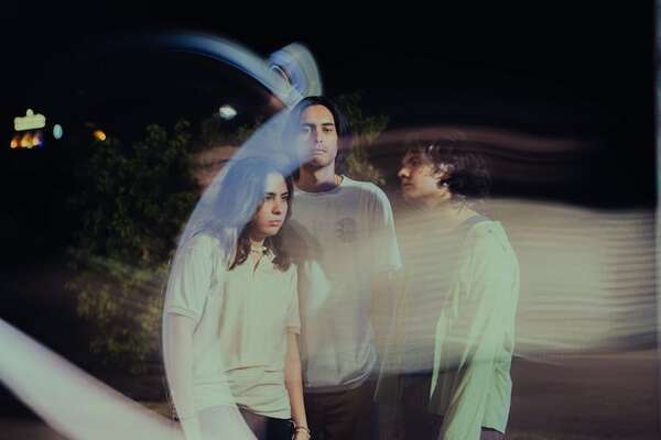 Los Ollies encuentran la luz en medio del caos - Música - ABC Color