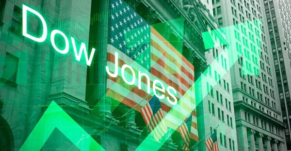 inversionistas abandonaron valores tecnológicos y principales índices de Wall Street cotizaron a la baja