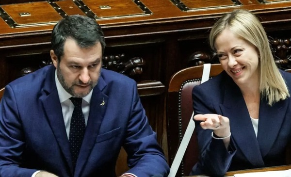 Italia aprobó ley de protección que prohíbe entrada de activistas LGTBI en colegios