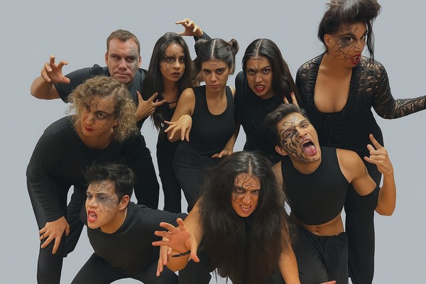 "La metamorfosis" se presenta en la Manzana de la Rivera