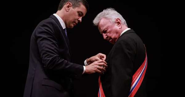 La Nación / Szaran recibió la Orden Nacional del Mérito en el Grado de Gran Cruz: “Es un acto de justicia”