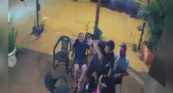 Muere quemado por adictos el hombre que intentó asaltar a una concejal